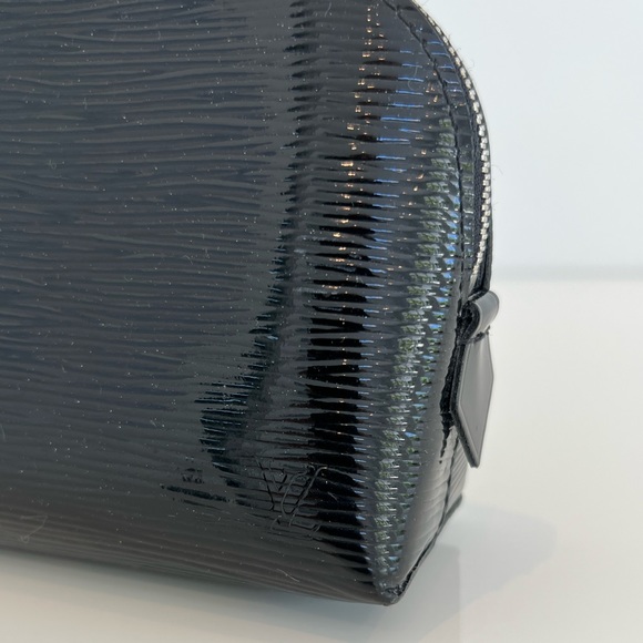 LOUIS VUITTON BLACK VERNIS LEATHER COSMETIC BAG POUCH - Picture 11 of 17